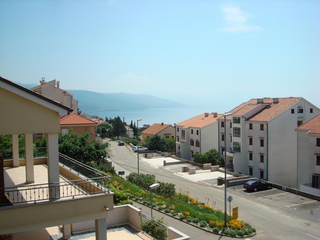Apartments Klara Novi Vinodolski Luaran gambar